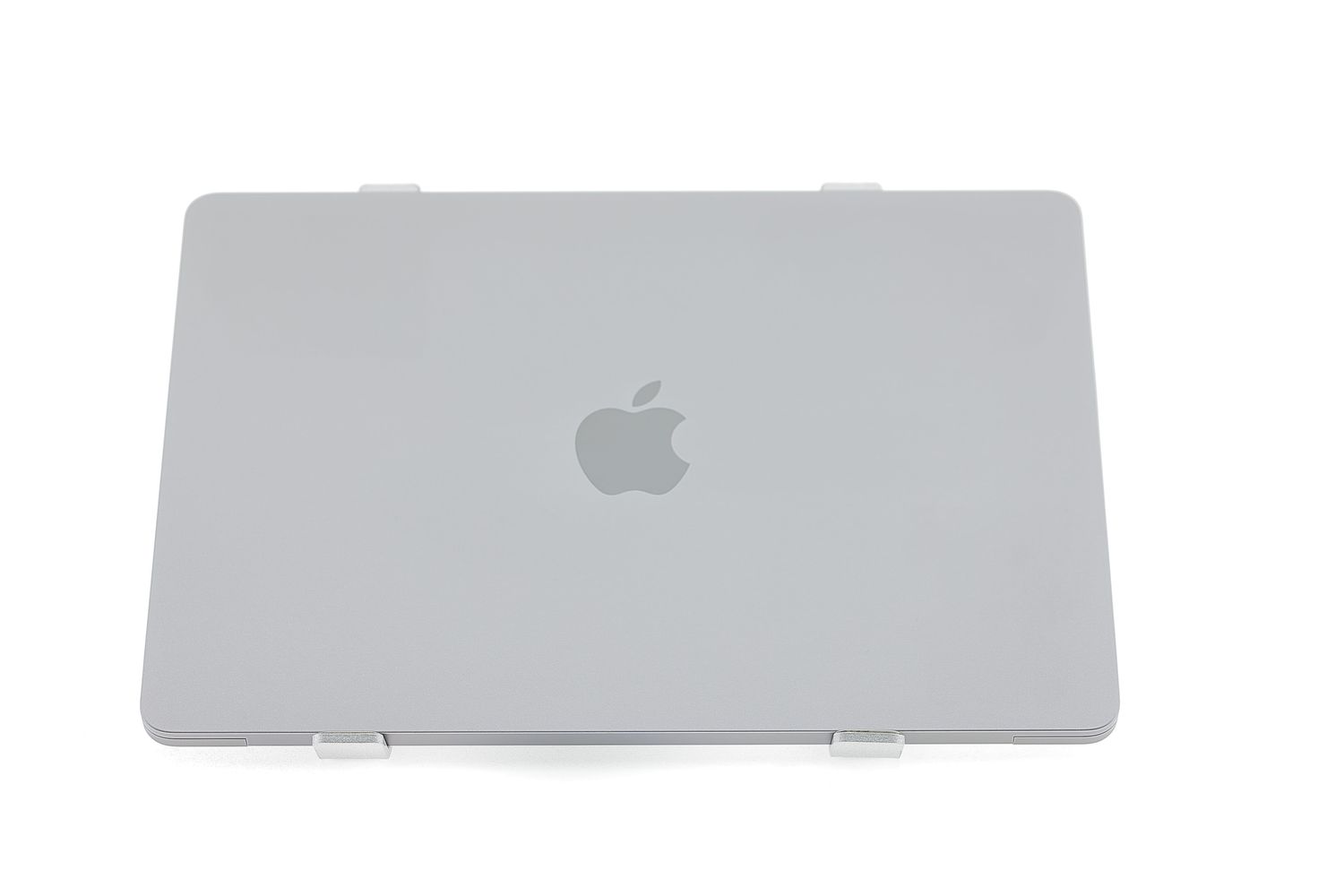 Apple MacBook Air 13″ 2022, M2 8 Cores, 16 GB, 10 core GPU 256 GB Space Gray - Kiváló