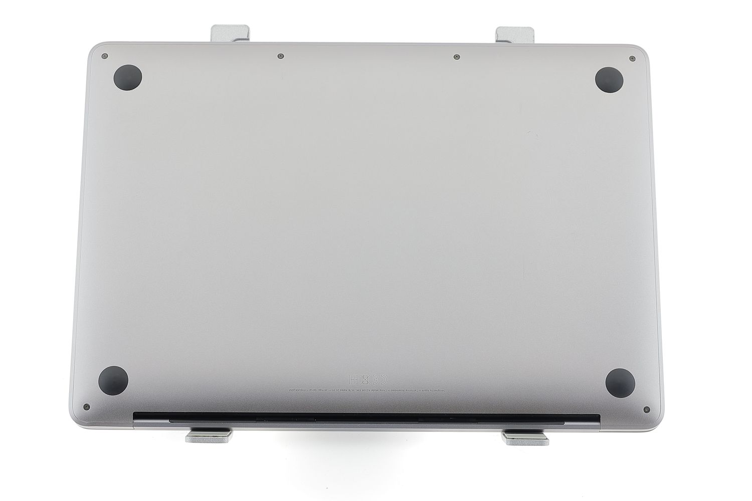 Apple MacBook Pro 13″ 2020, M1 8 Cores, 8 GB, 8 core GPU, Space