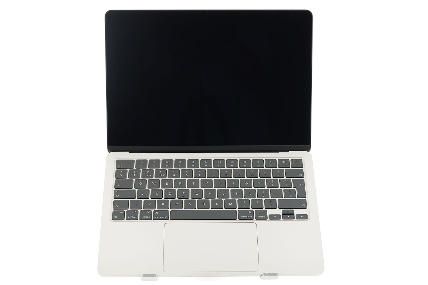 Apple MacBook Air 13″ 2022, M2 8 Cores, 8 GB, 8 core GPU 256 GB Starlight - Újszerű