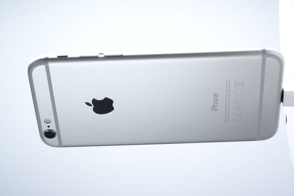 Мобилен телефон Apple, iPhone 6, 64 GB, Silver,  Като нов
