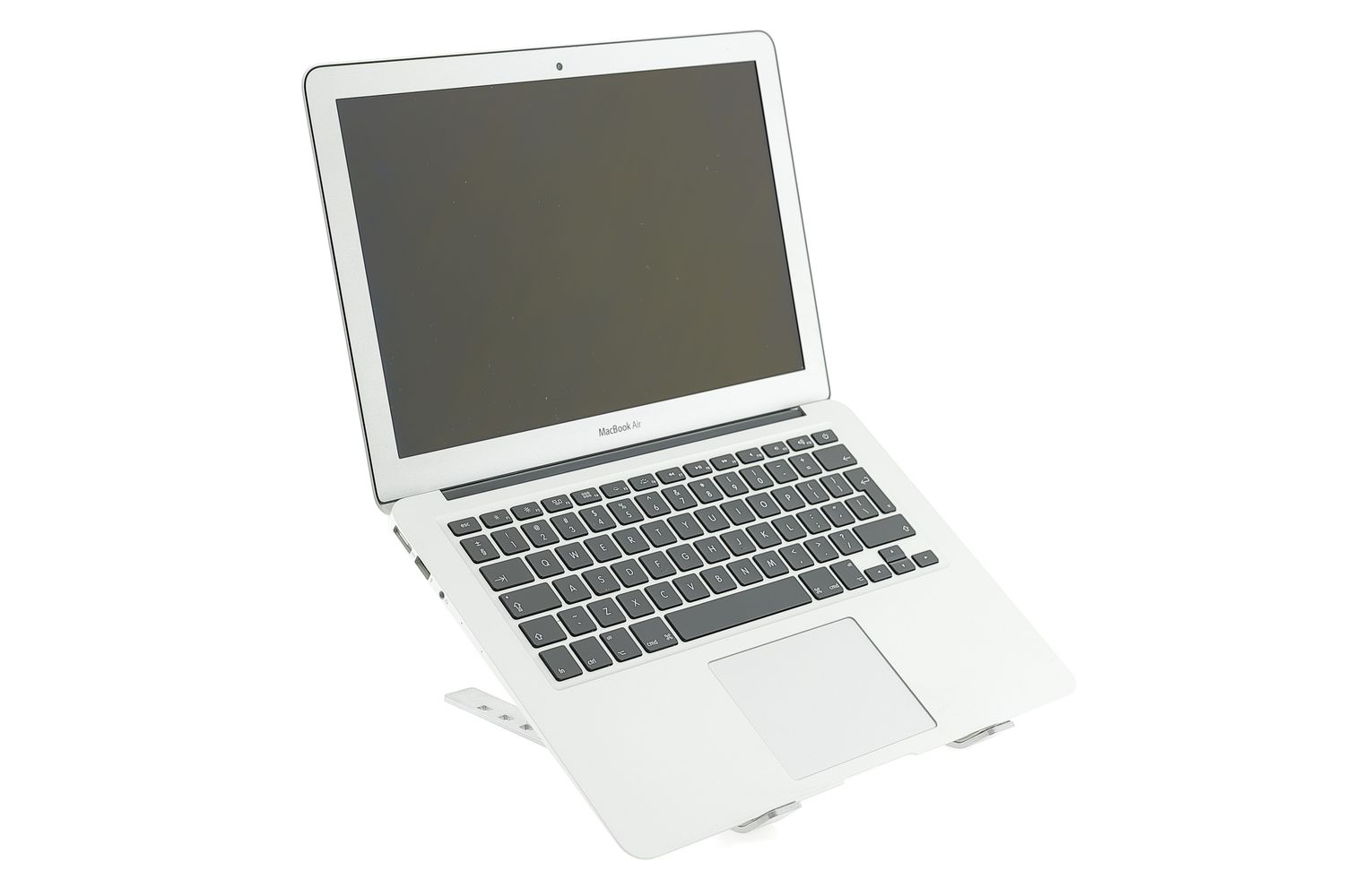Apple MacBook Air 13″ 2017, i5 1.8 GHz, 8 GB, HD Graphics 6000 128 GB Silver - Ca nou
