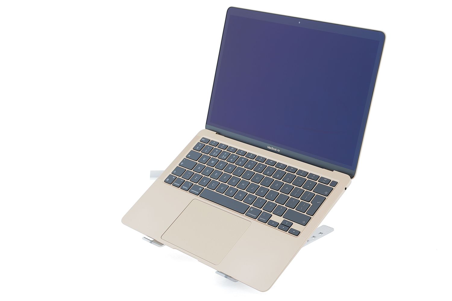 Apple MacBook Air 13″ 2020, M1 8 Cores, 8 GB, 7 core GPU 256 GB Gold