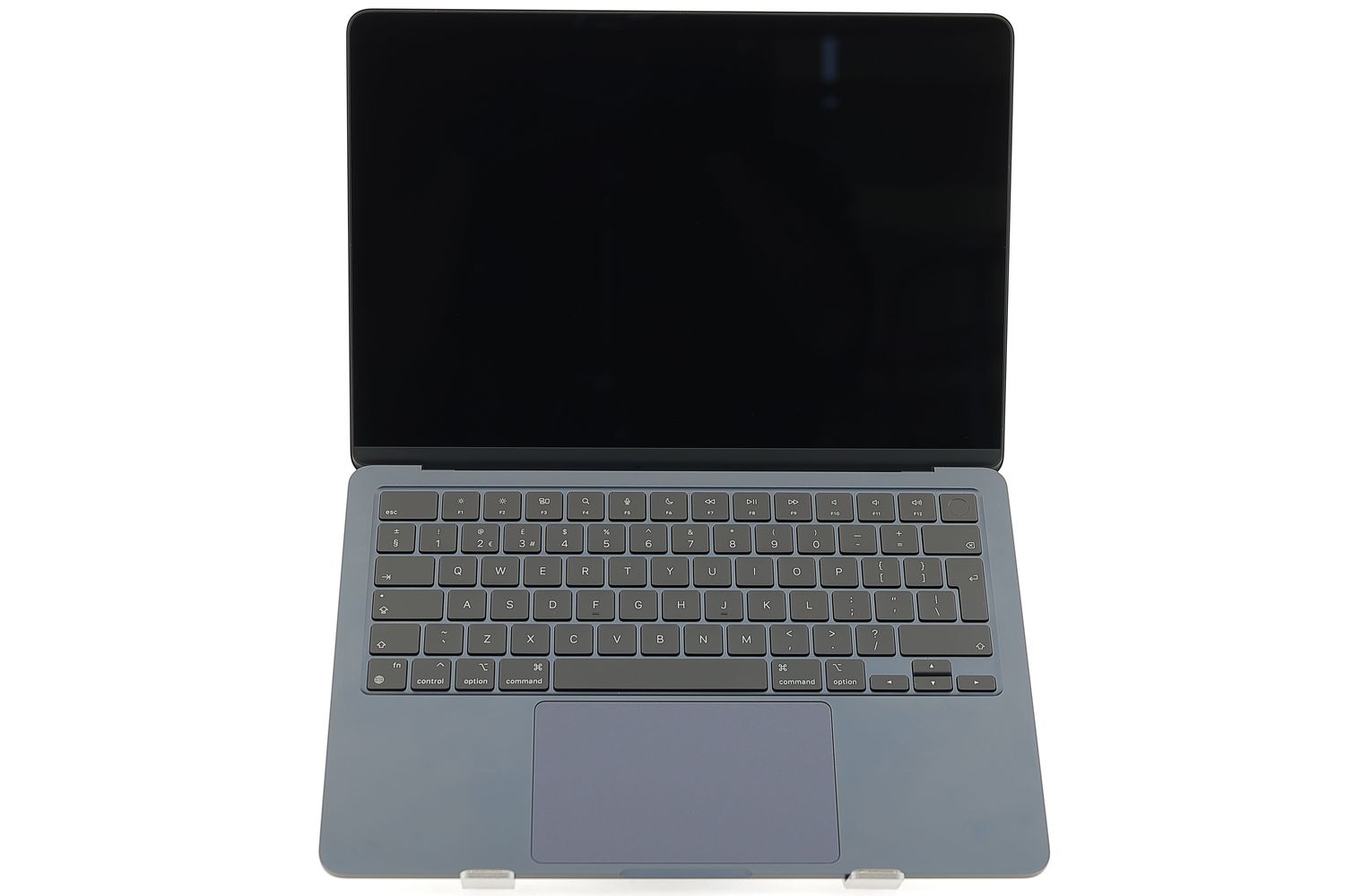 Apple MacBook Air 13″ 2022, M2 8 Cores, 16 GB, 8 core GPU 256 GB Midnight - Ca nou