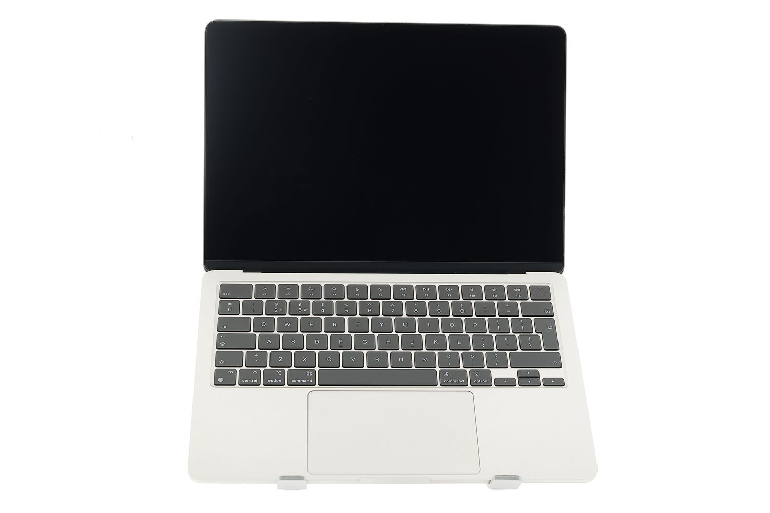 Apple MacBook Air 13″ 2024, M3 8 Cores, 16 GB, 8 core GPU 256 GB Starlight - Отлично