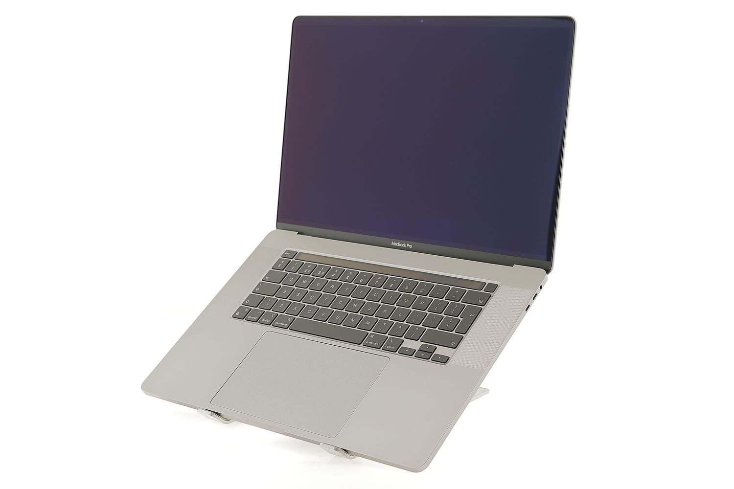 Apple MacBook Pro 16″ Touch Bar 2019, i7 2.6 GHz, 16 GB, AMD