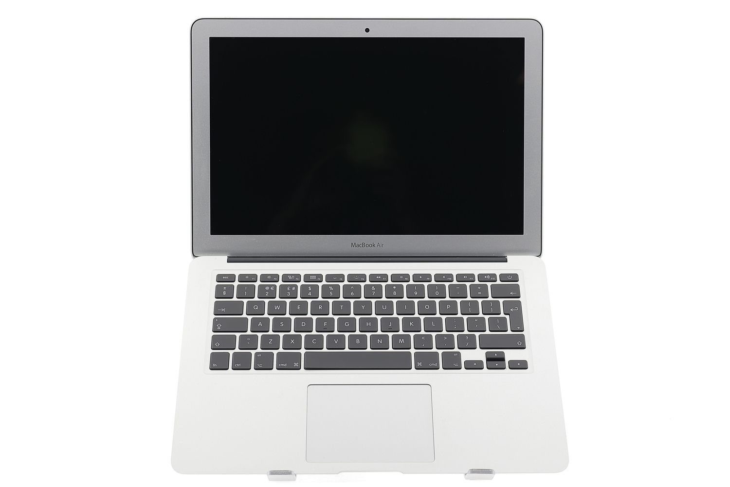 Apple MacBook Air 13″ 2017, i5 1.8 GHz, 8 GB, HD Graphics 6000 128 GB Silver