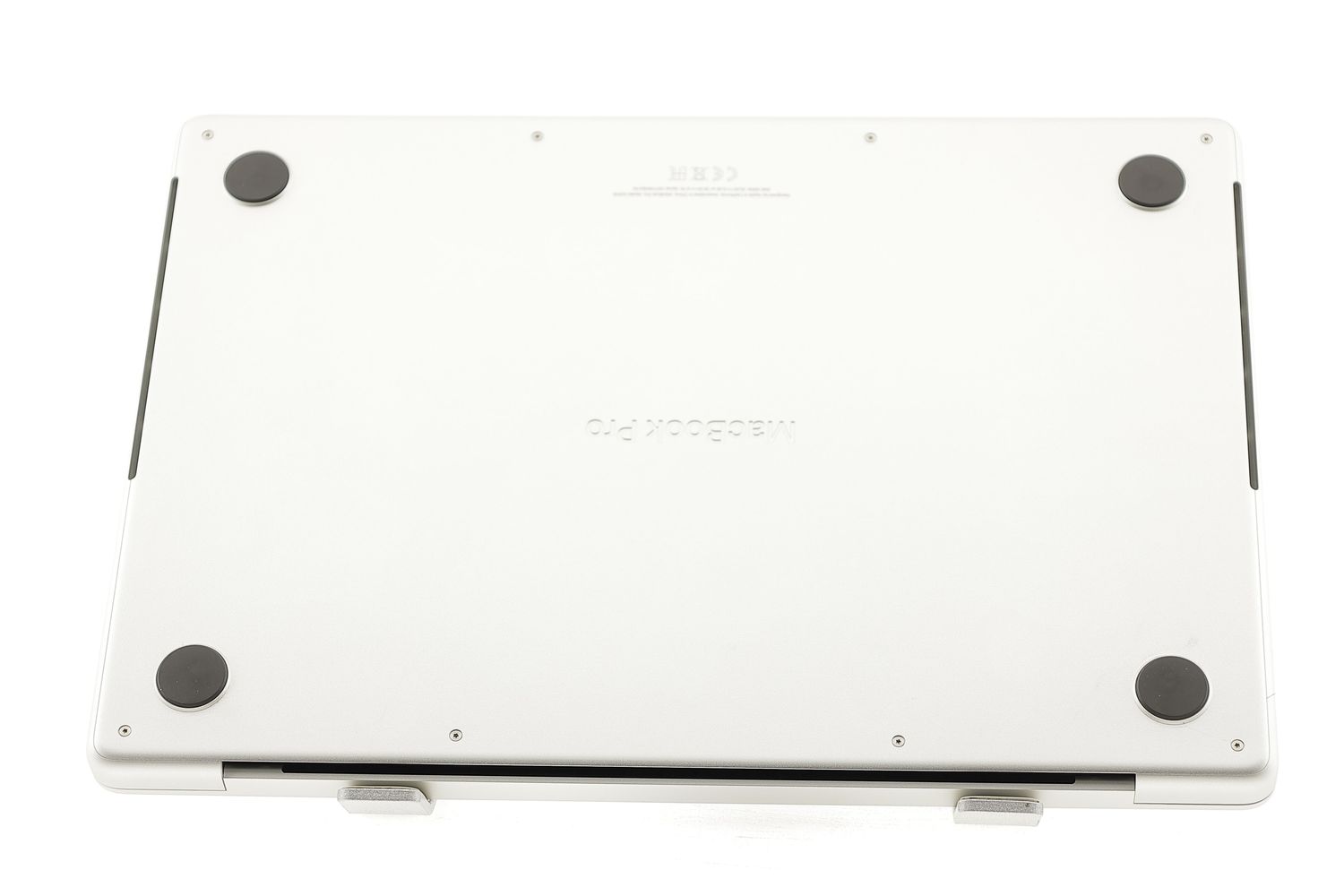 Apple MacBook Pro 14″ 2023, M3 8 Cores, 8 GB, 10 core GPU 512 GB Silver