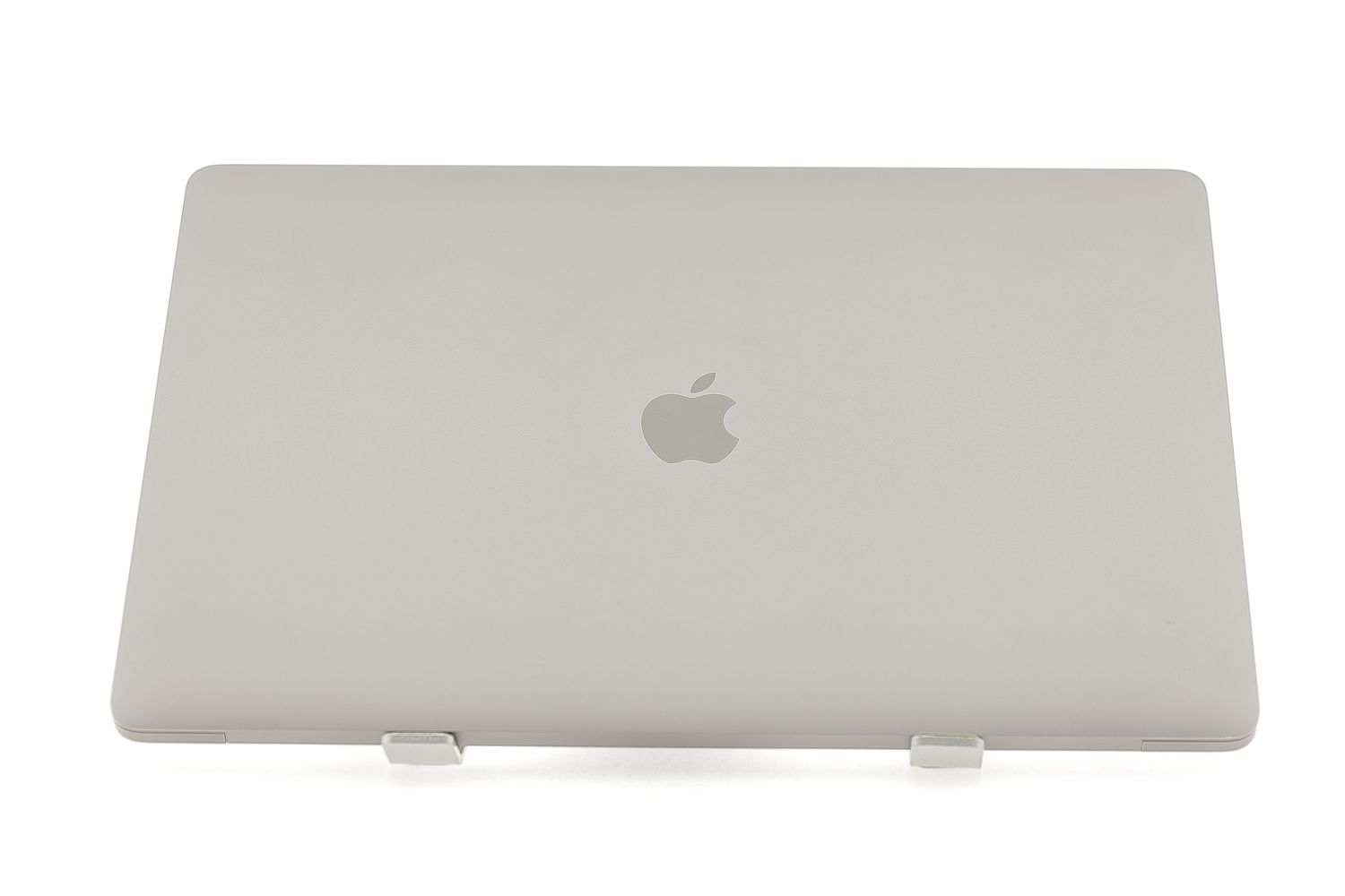 Apple MacBook Pro 15″ Touch Bar 2017, i7 2.8 GHz, 16 GB, AMD Radeon Pro 555 256 GB Space Gray - Ca nou