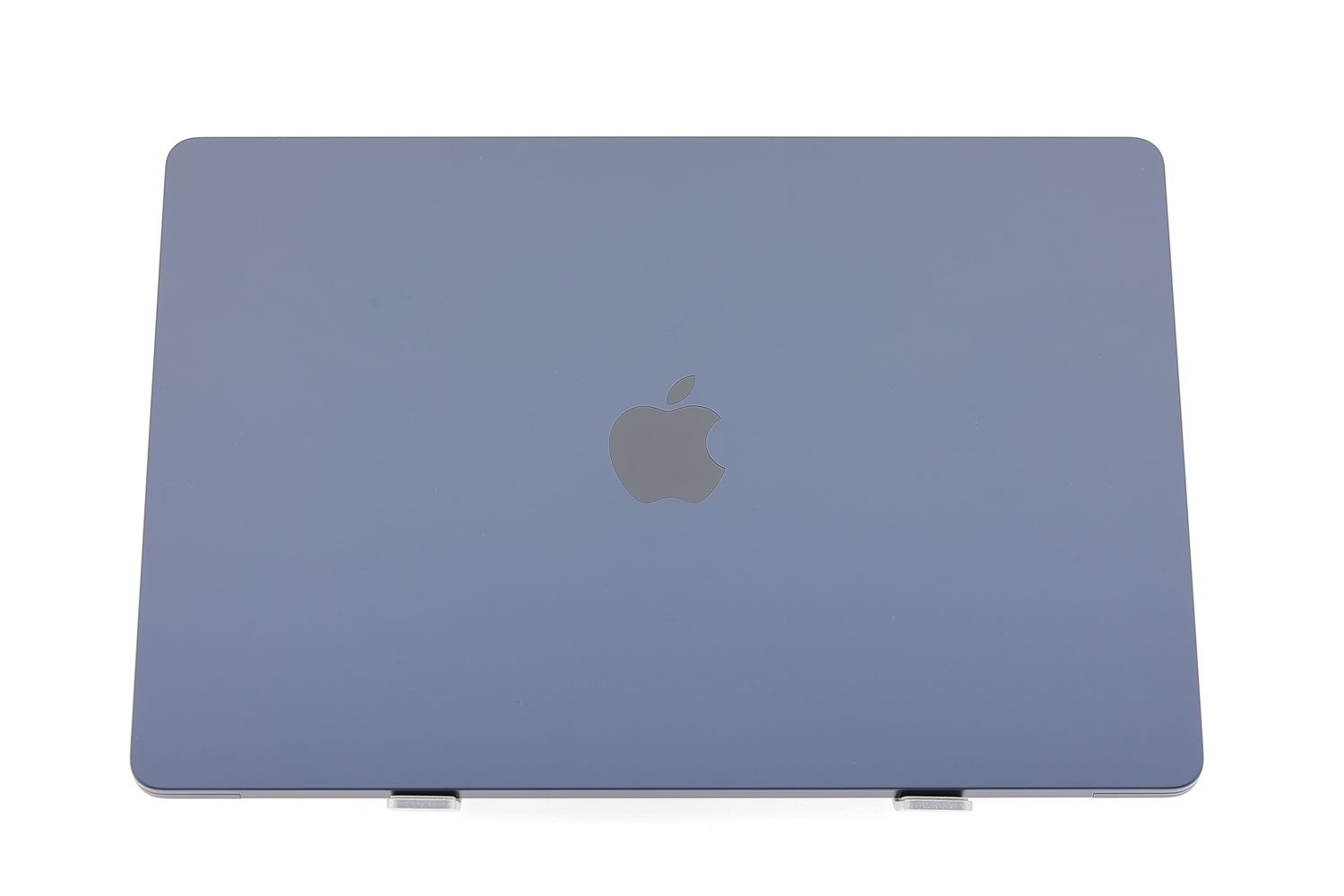 Apple MacBook Air 15″ 2024, M3 8 Cores, 16 GB, 10 core GPU 256 GB Midnight - Újszerű