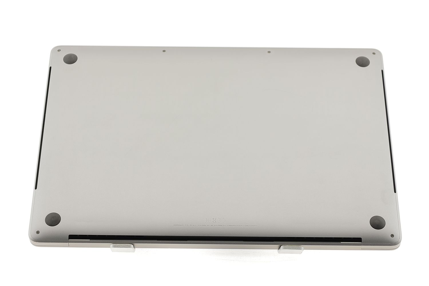 Apple MacBook Pro 16″ Touch Bar 2019, i7 2.6 GHz, 32 GB, AMD Radeon Pro 5300M 512 GB Space Gray - Excelent