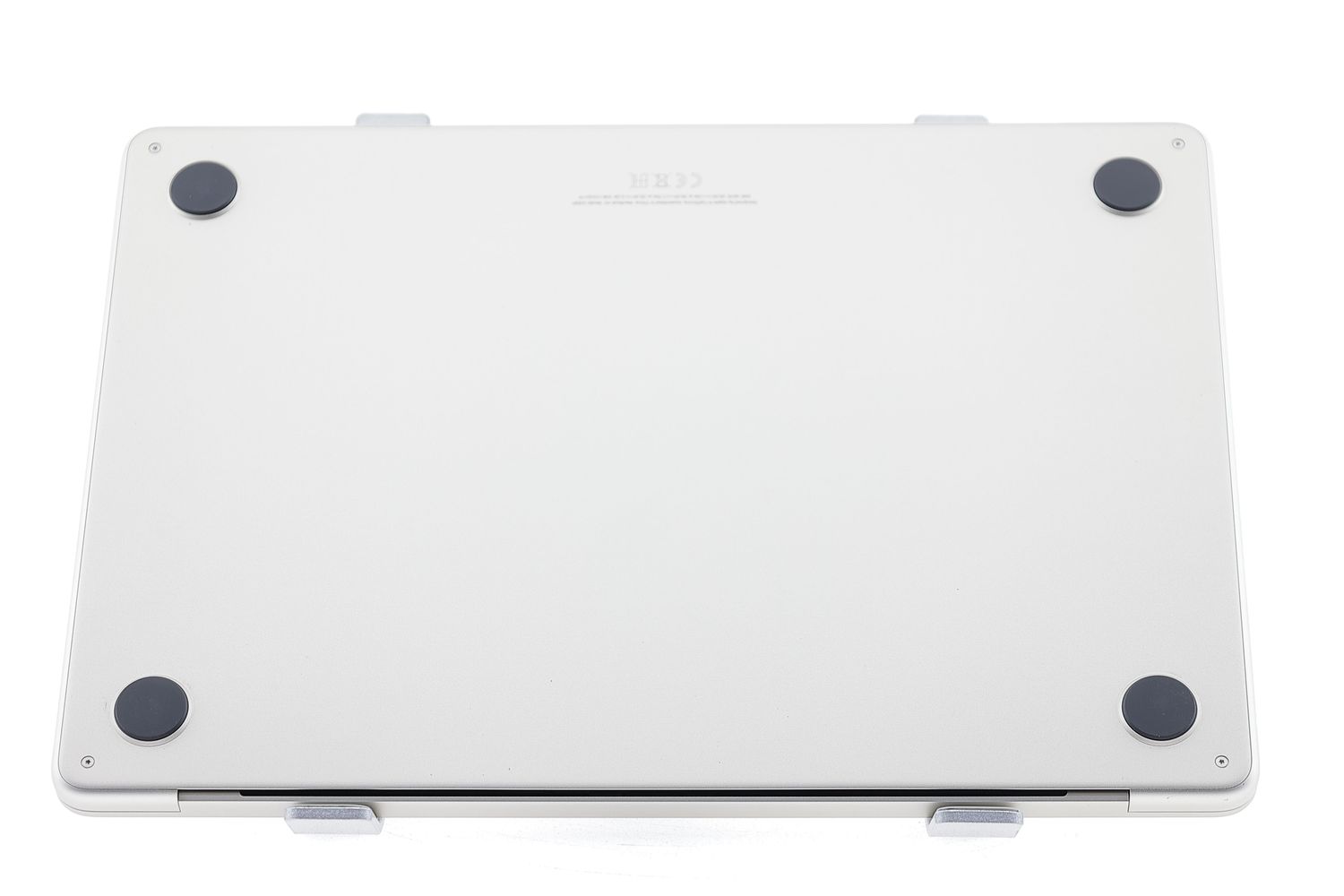 Apple MacBook Air 13″ 2022, M2 8 Cores, 8 GB, 10 core GPU 512 GB Starlight