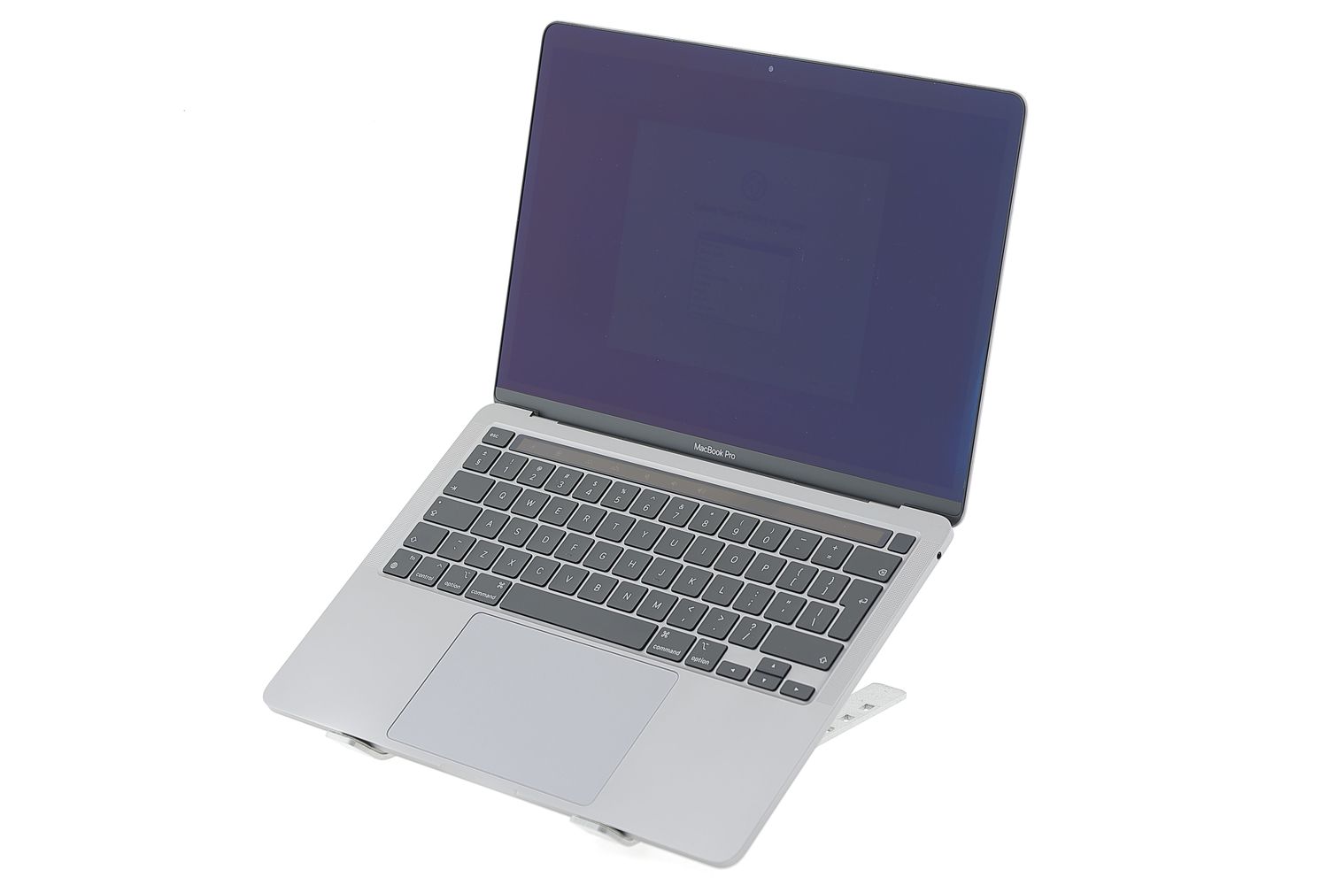Apple MacBook Pro 13″ 2022, M2 8 Cores, 8 GB, 10 core GPU 256 GB Space Gray - Много добро