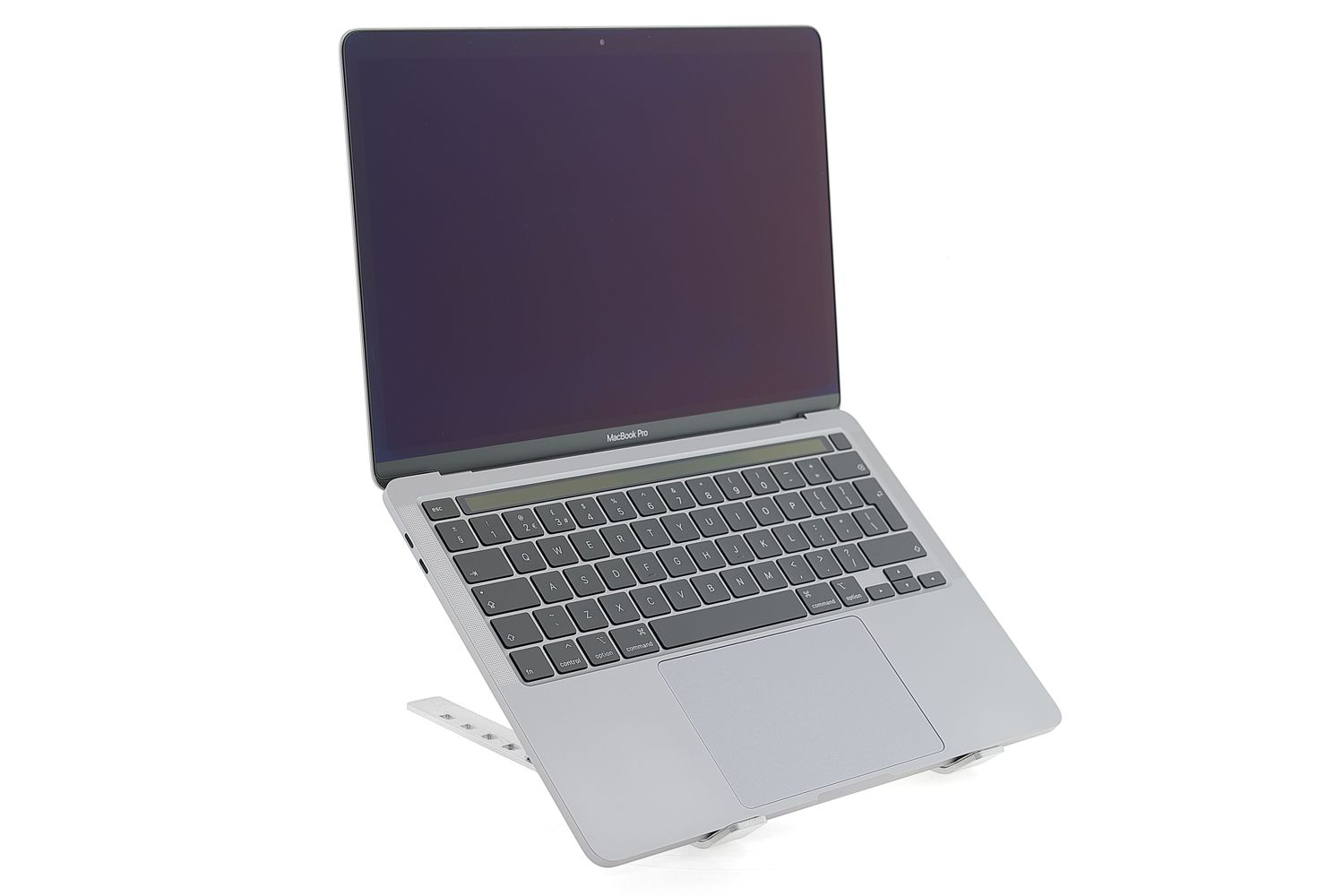 Apple MacBook Pro 13″ 2020, M1 8 Cores, 8 GB, 8 core GPU 256 GB Space Gray - Excelent
