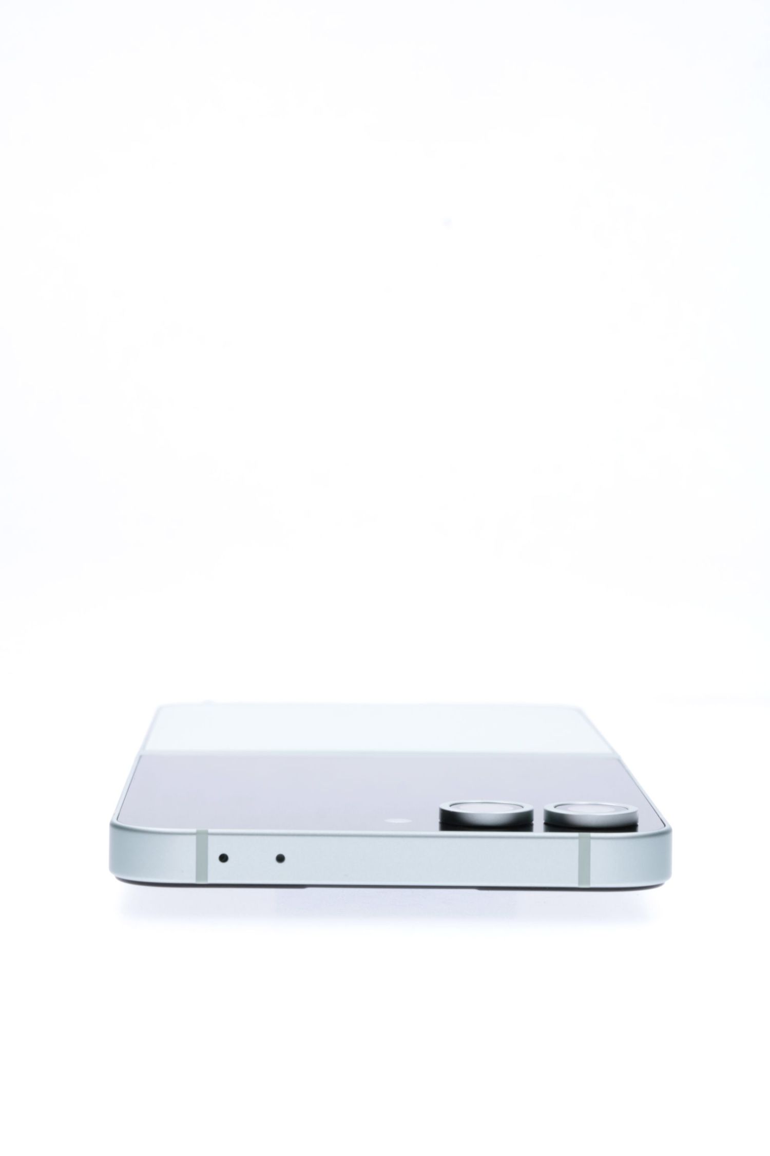 Samsung Galaxy Z Flip6 256 GB Mint - Като нов
