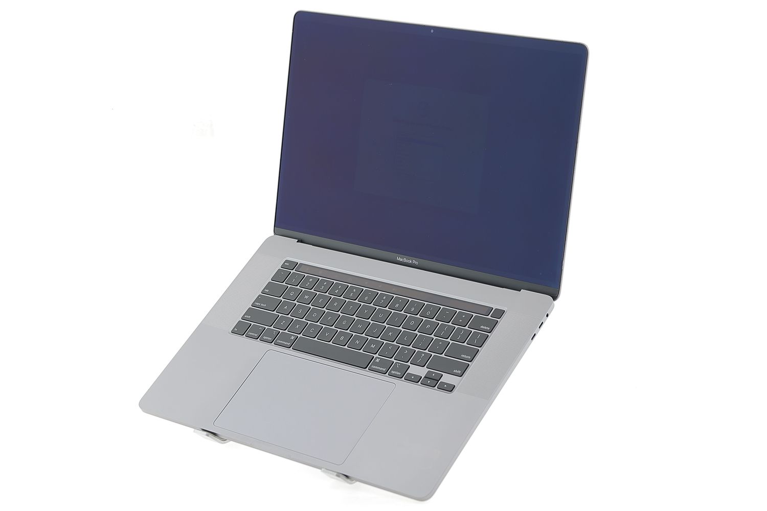 Apple MacBook Pro 16″ Touch Bar 2019, i7 2.6 GHz, 16 GB, AMD Radeon Pro 5300M 512 GB Space Gray