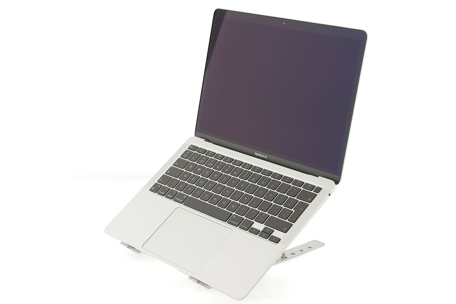 Apple MacBook Air 13″ 2020, M1 8 Cores, 8 GB, 7 core GPU, Silver