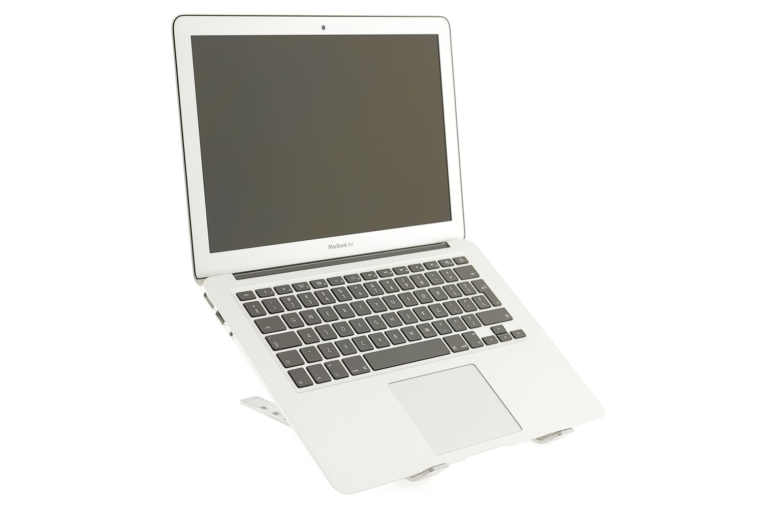 Apple MacBook Air 13″ 2017, i5 1.8 GHz, 8 GB, HD Graphics 6000 256 GB Silver - Ca nou