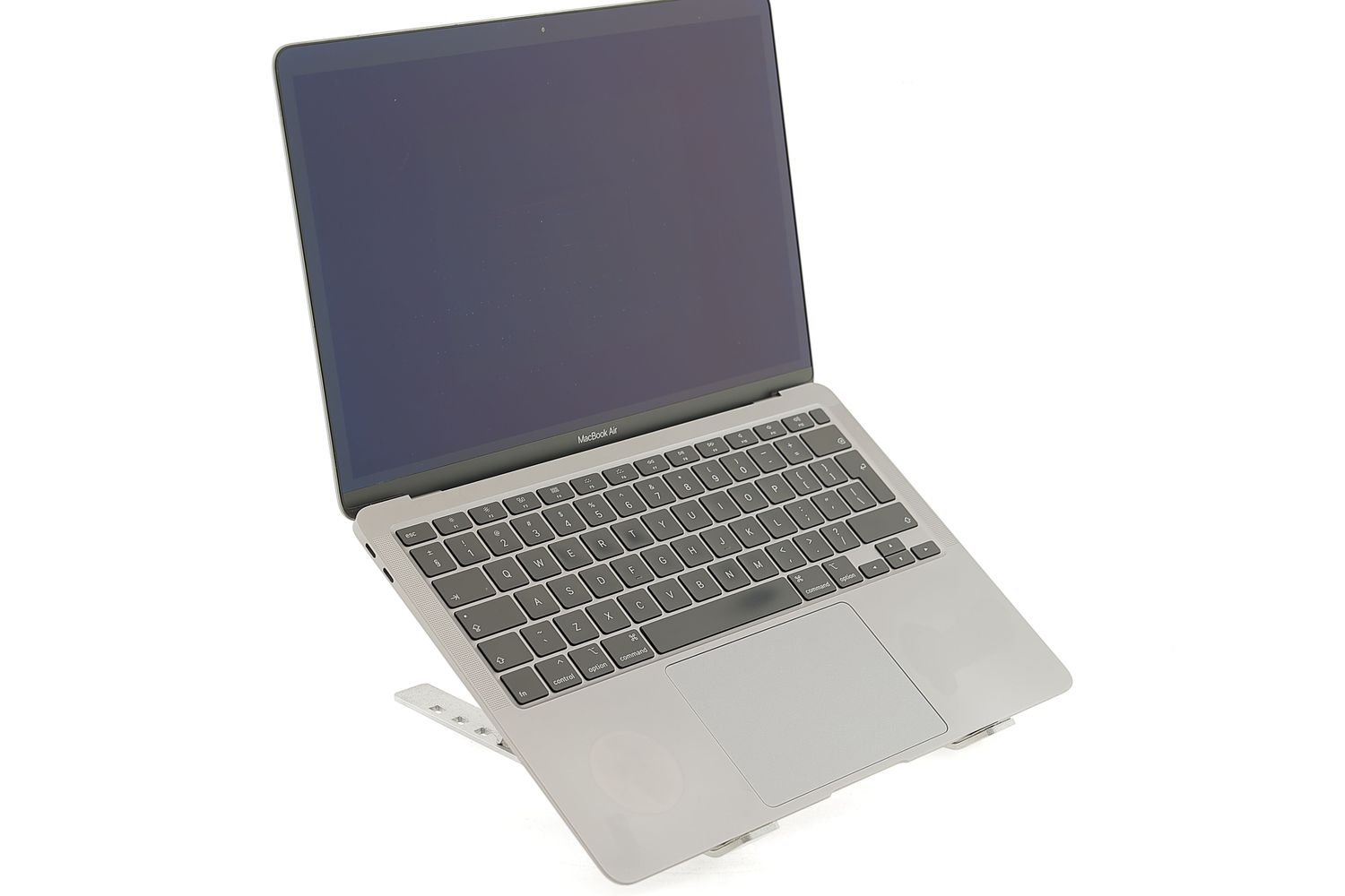 Apple MacBook Air 13″ 2020, i3 1.1 GHz, 8 GB, Intel Iris Plus 512 GB Space Gray - Foarte bun