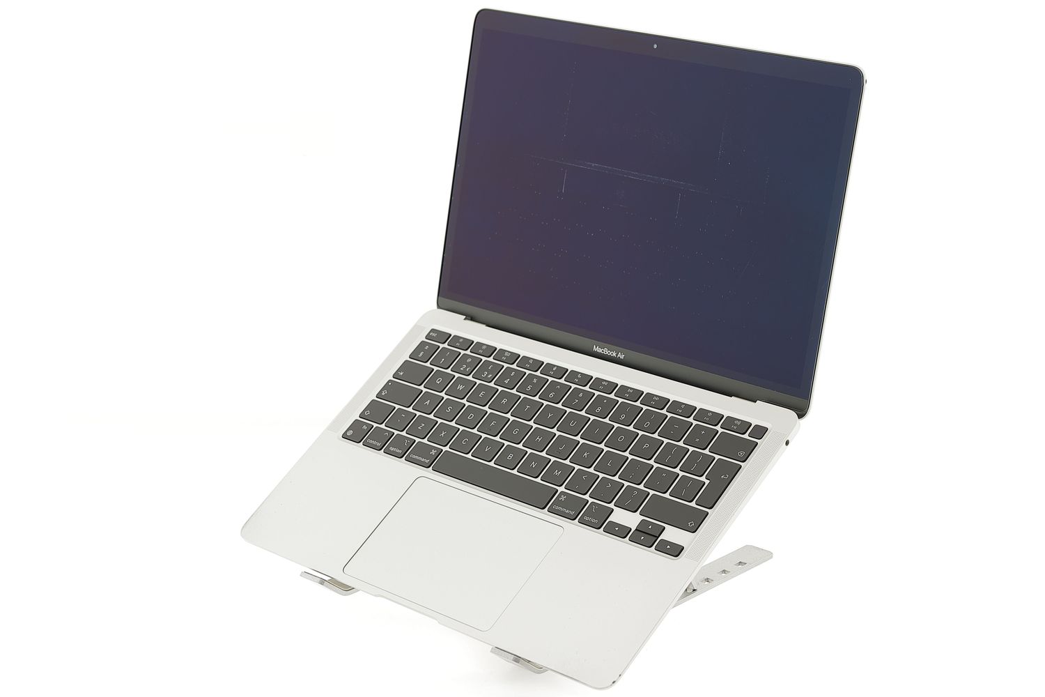 Apple MacBook Air 13″ 2020, M1 8 Cores, 8 GB, 8 core GPU 512 GB Silver - Nagyon jó