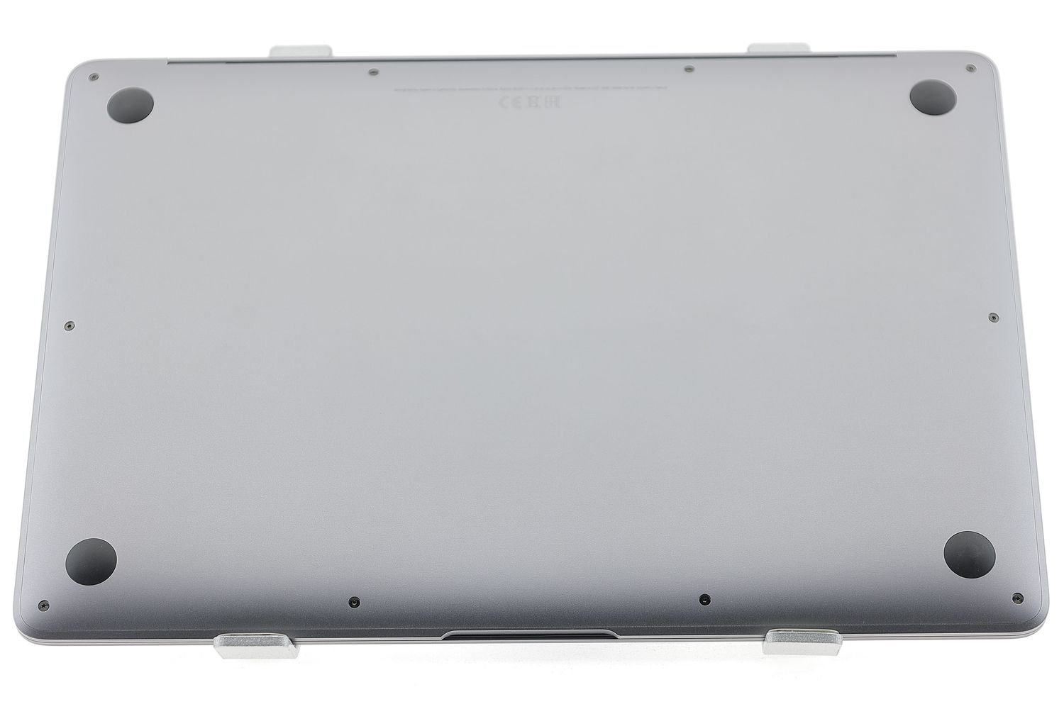 Apple MacBook Air 13″ 2020, M1 8 Cores, 8 GB, 7 core GPU 256 GB Space Gray - Excelent
