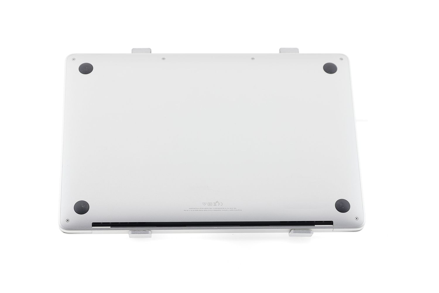 Apple MacBook Pro 13″ 2020, M1 8 Cores, 8 GB, 8 core GPU 256 GB Silver