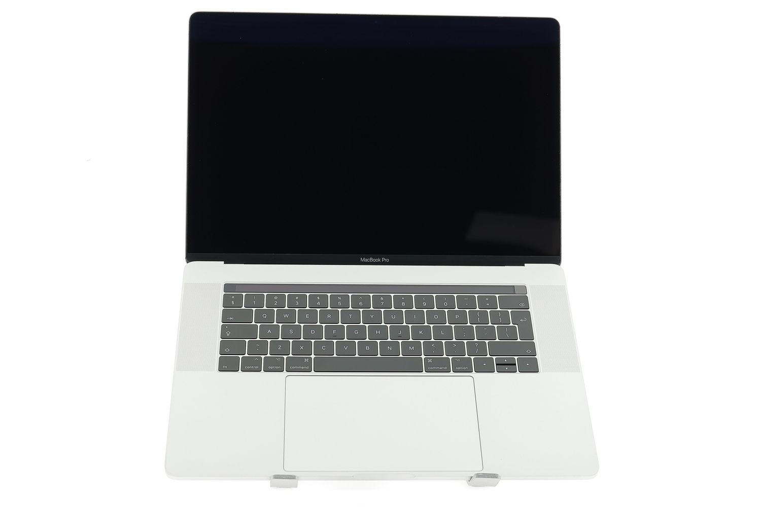 Apple MacBook Pro 15″ Touch Bar 2017, i7 2.9 GHz, 16 GB, AMD Radeon Pro 560 512 GB Silver - Foarte bun
