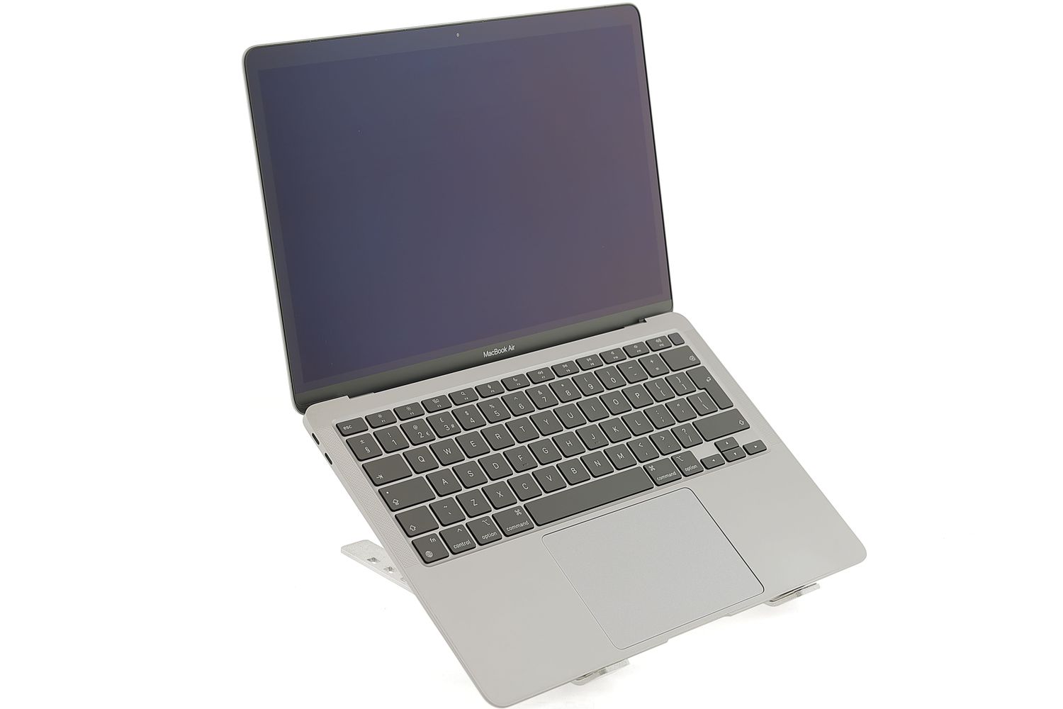 Apple MacBook Air 13″ 2020, i5 1.1 GHz, 8 GB, Intel Iris Plus 512 GB Space Gray - Като нов