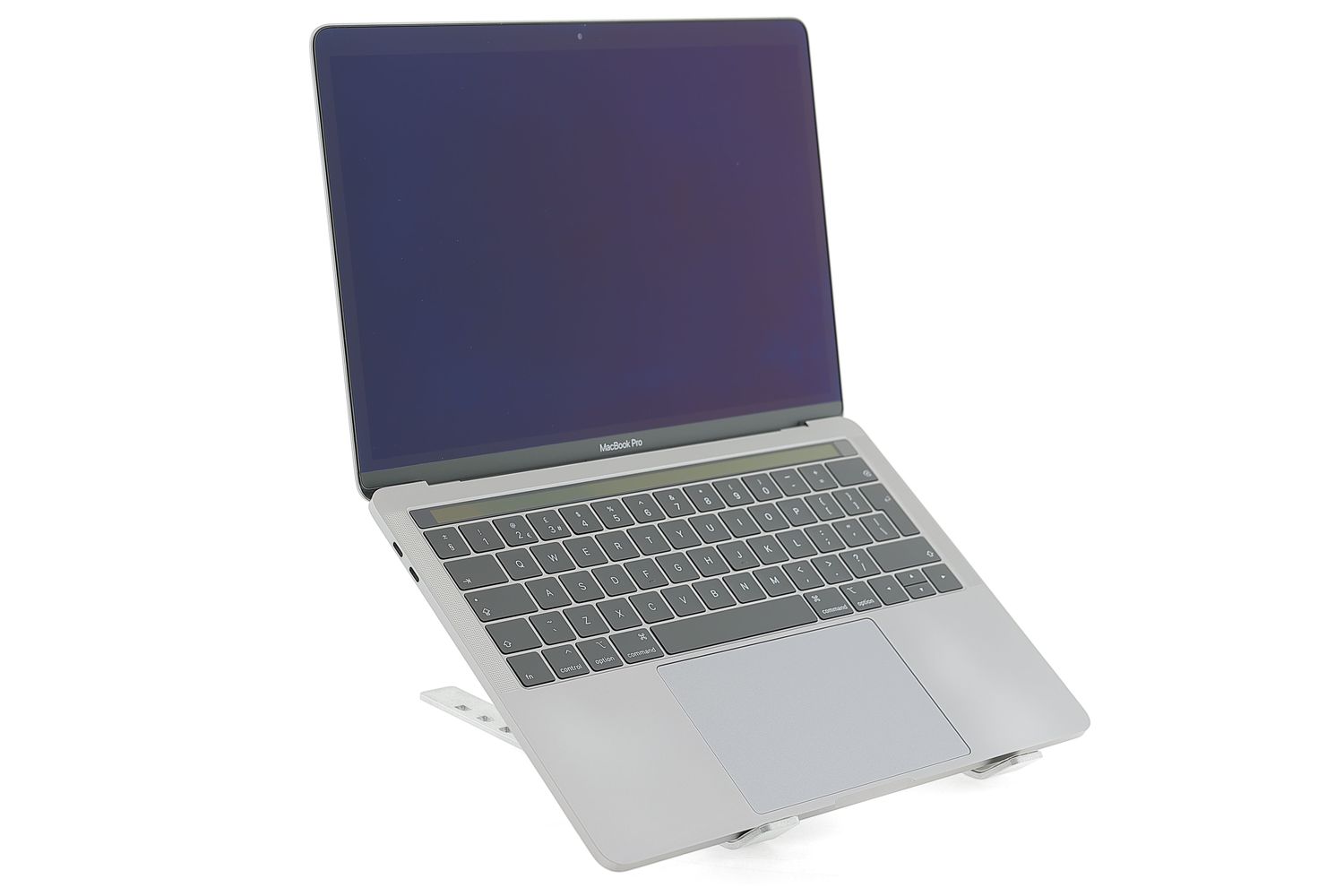 Apple MacBook Pro 13″ Touch Bar 2019, i5 2.4 GHz, 8 GB, Intel Iris Plus Graphics 655 256 GB Space Gray - Kiváló
