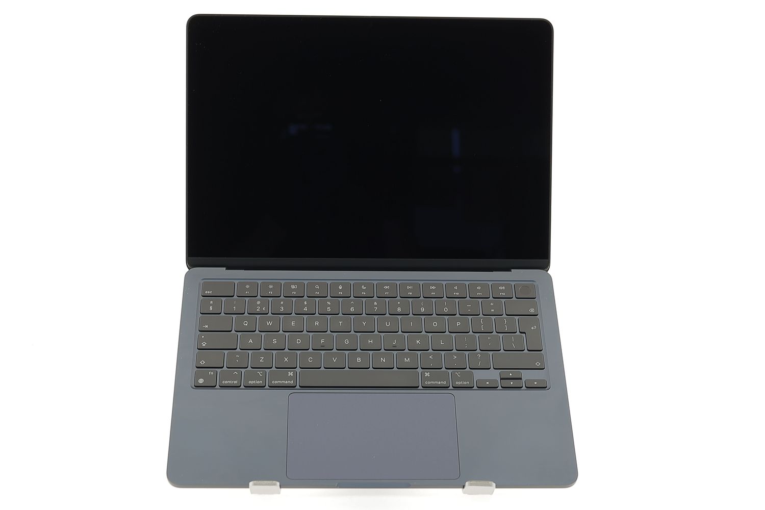 Apple MacBook Air 13″ 2022, M2 8 Cores, 8 GB, 10 core GPU 512 GB Midnight - Ca nou