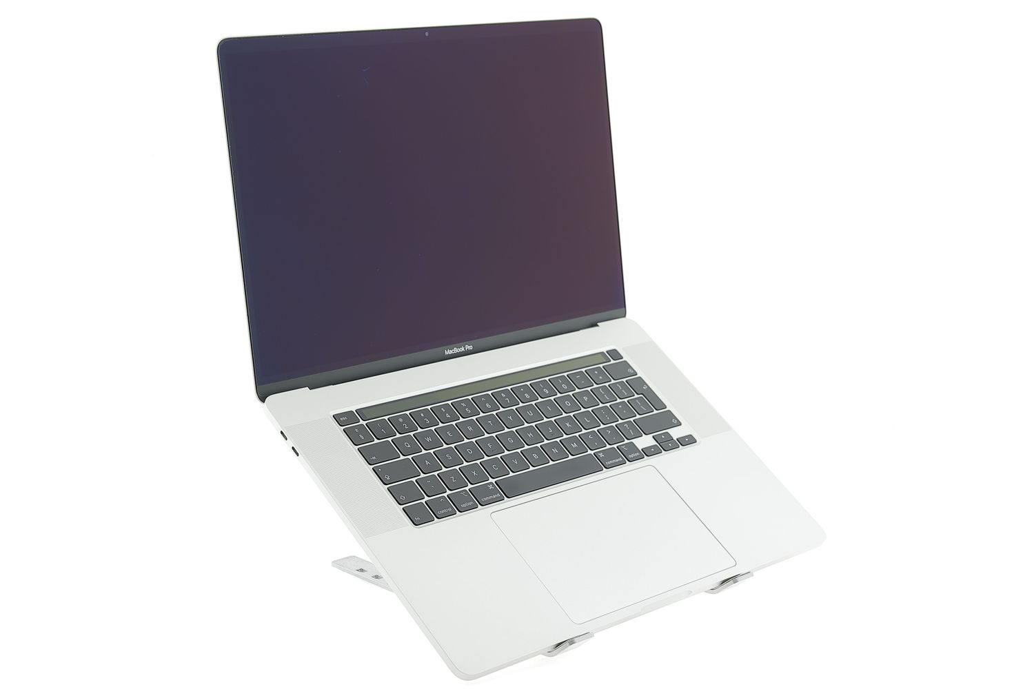 Apple MacBook Pro 16″ Touch Bar 2019, i9 2.3 GHz, 16 GB, AMD Radeon Pro 5500M 1 TB Silver - Excelent