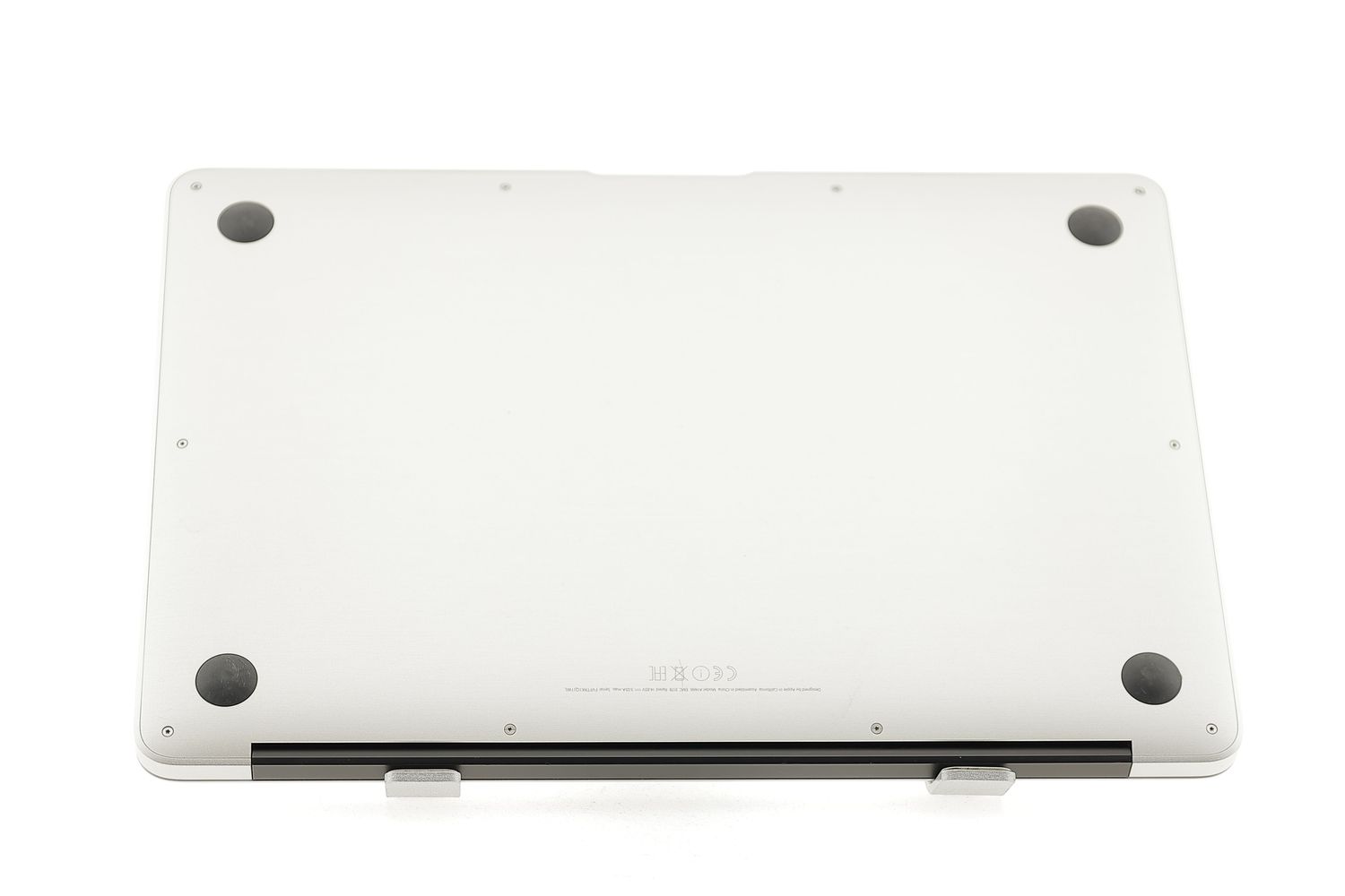Apple MacBook Air 13″ 2017, i5 1.8 GHz, 8 GB, HD Graphics 6000 256 GB Silver - Εξαιρετικό