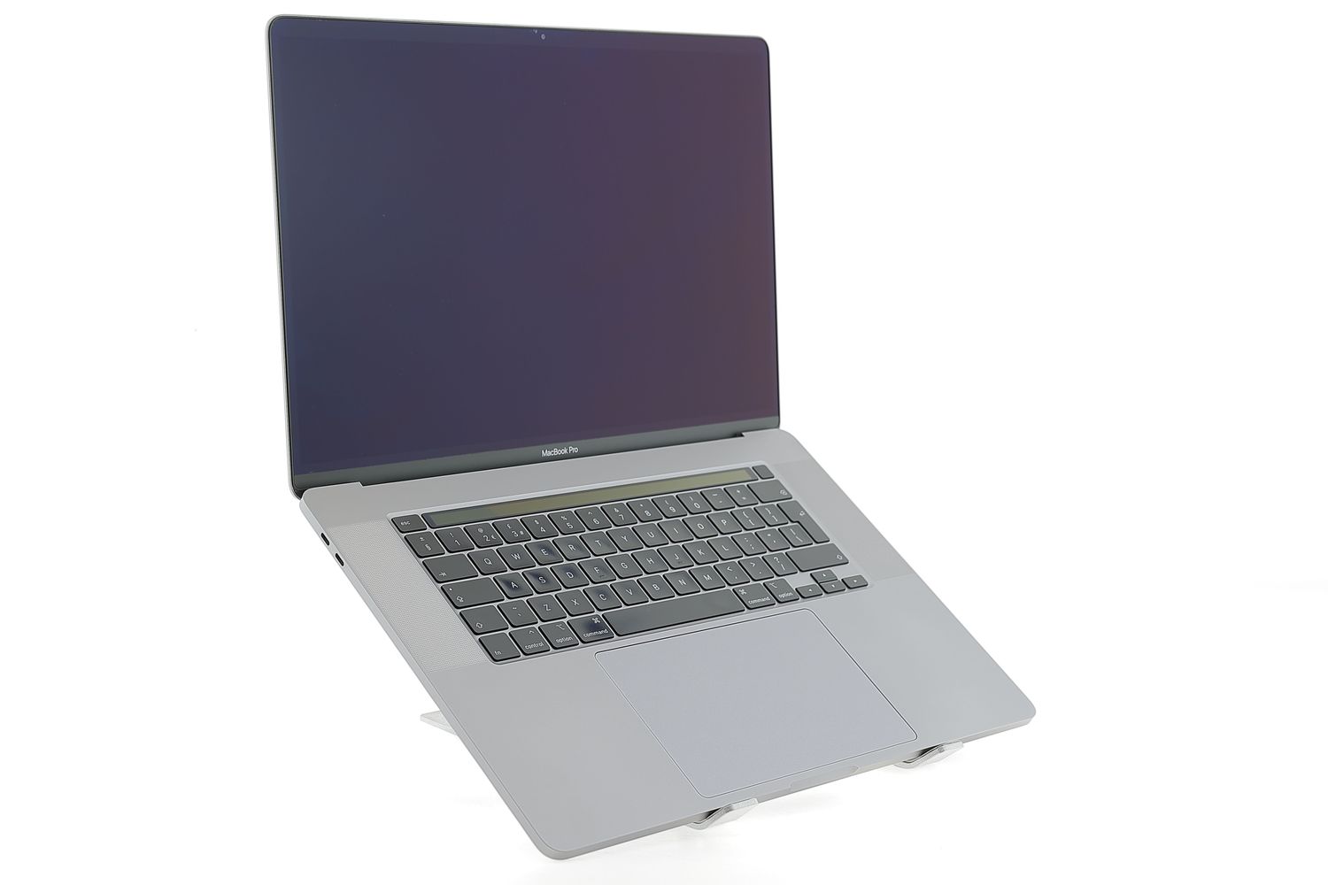 Apple MacBook Pro 16″ Touch Bar 2019, i7 2.6 GHz, 32 GB, AMD Radeon Pro 5300M 1 TB Space Gray - Bun
