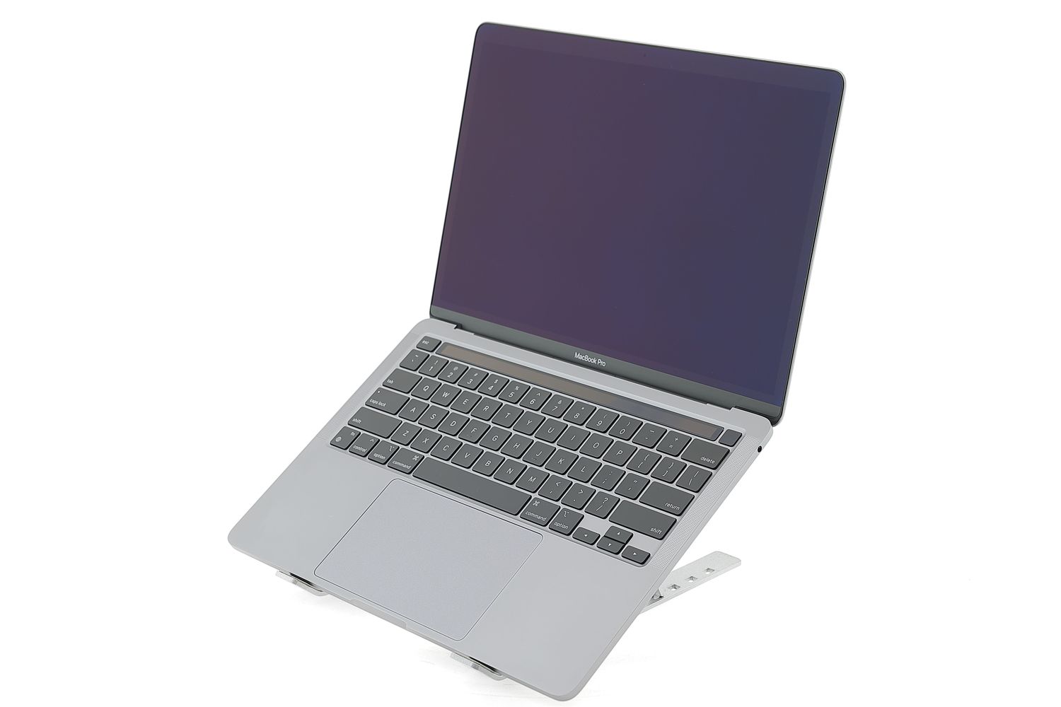 Apple MacBook Pro 13″ 2020, M1 8 Cores, 8 GB, 8 core GPU 256 GB Space Gray - Excelent