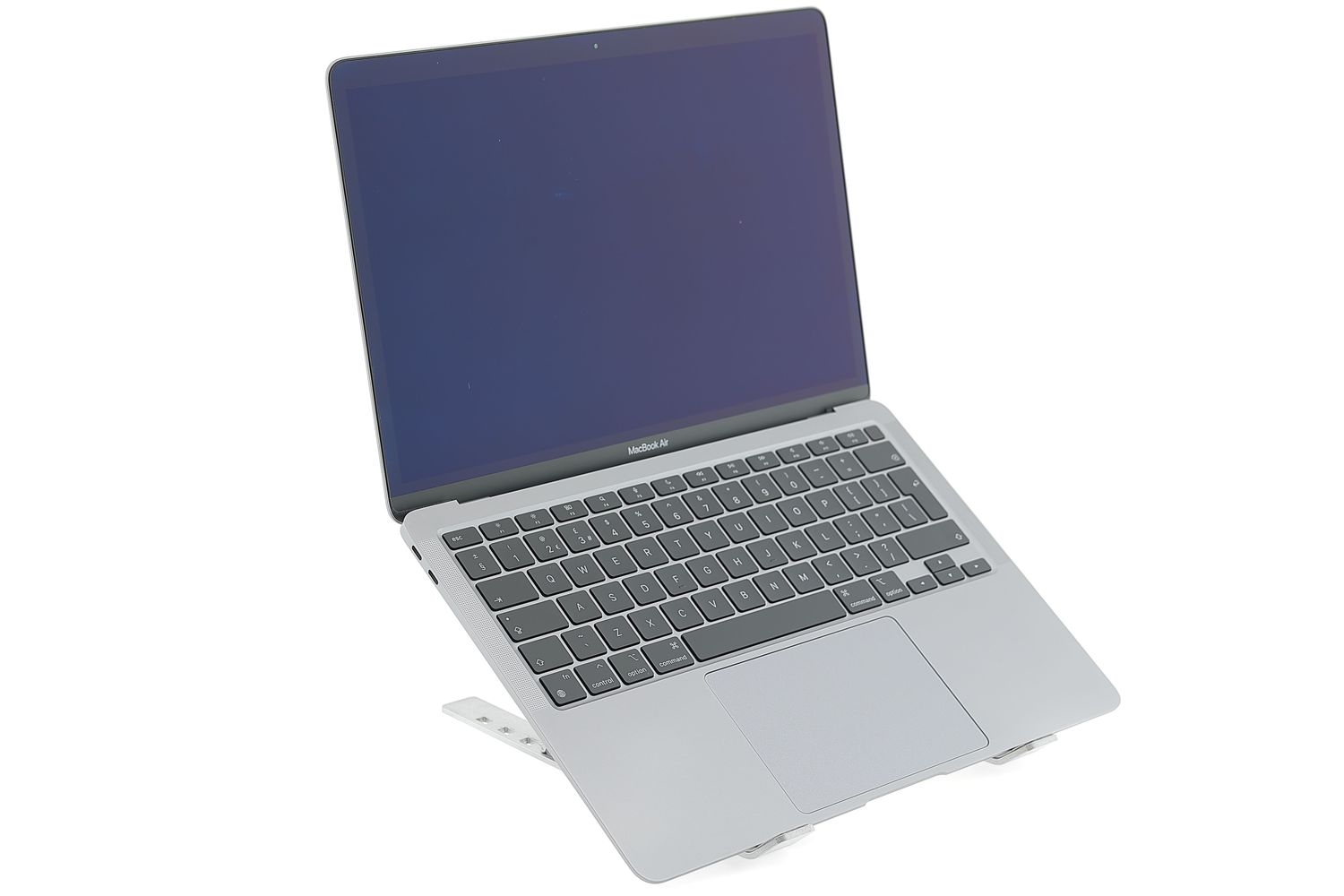 Apple MacBook Air 13″ 2020, i7 1.2 GHz, 16 GB, Intel Iris Plus 512 GB Space Gray - Excelent