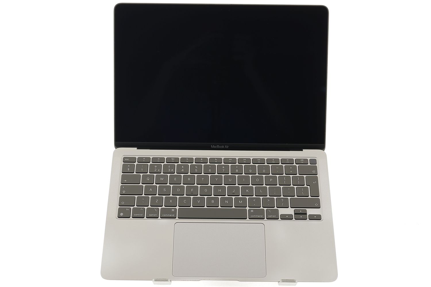 Apple MacBook Air 13″ 2020, i7 1.2 GHz, 16 GB, Intel Iris Plus 256 GB Space Gray - Nagyon jó