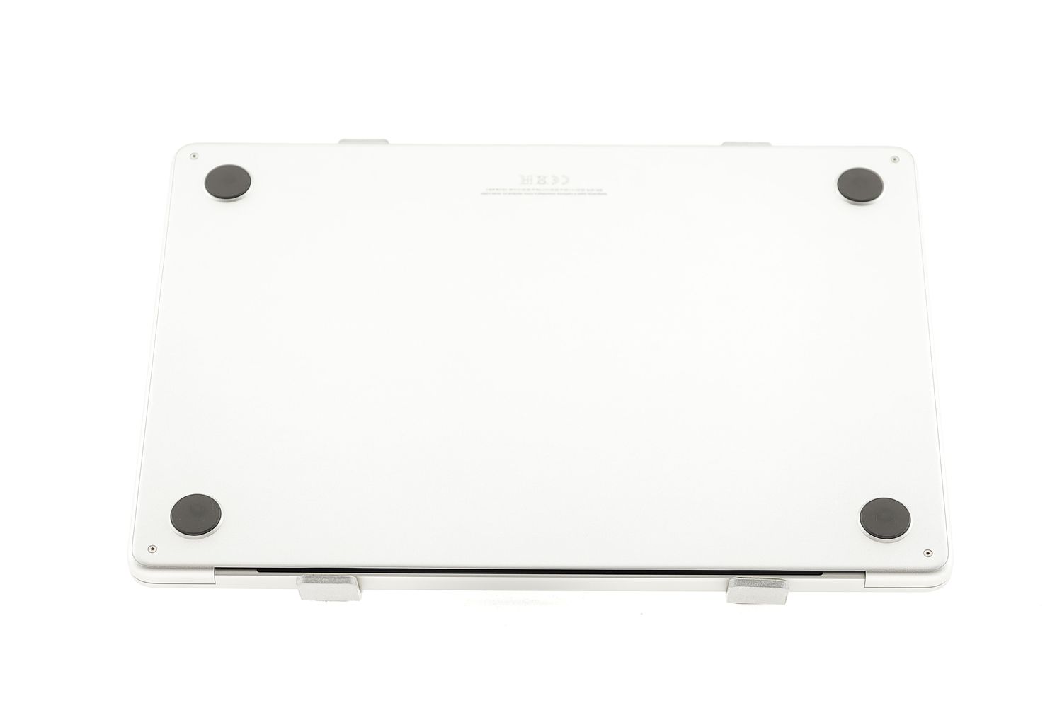 Apple MacBook Air 13″ 2022, M2 8 Cores, 8 GB, 8 core GPU 256 GB Silver - Ca nou