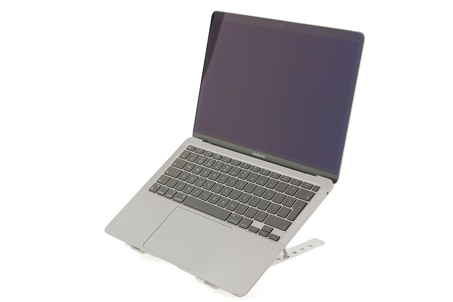 Apple MacBook Air 13″ 2020, i5 1.1 GHz, 8 GB, Intel Iris Plus 512 GB Space Gray - Kiváló