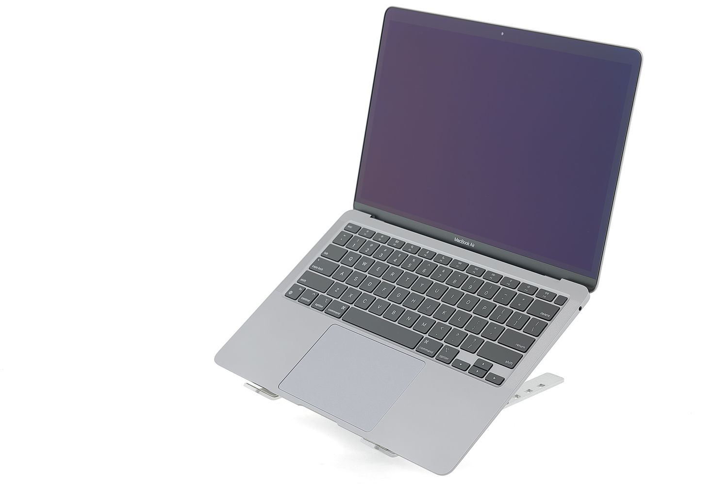 Apple MacBook Air 13″ 2020, M1 8 Cores, 8 GB, 7 core GPU 128 GB Space Gray - Excelent