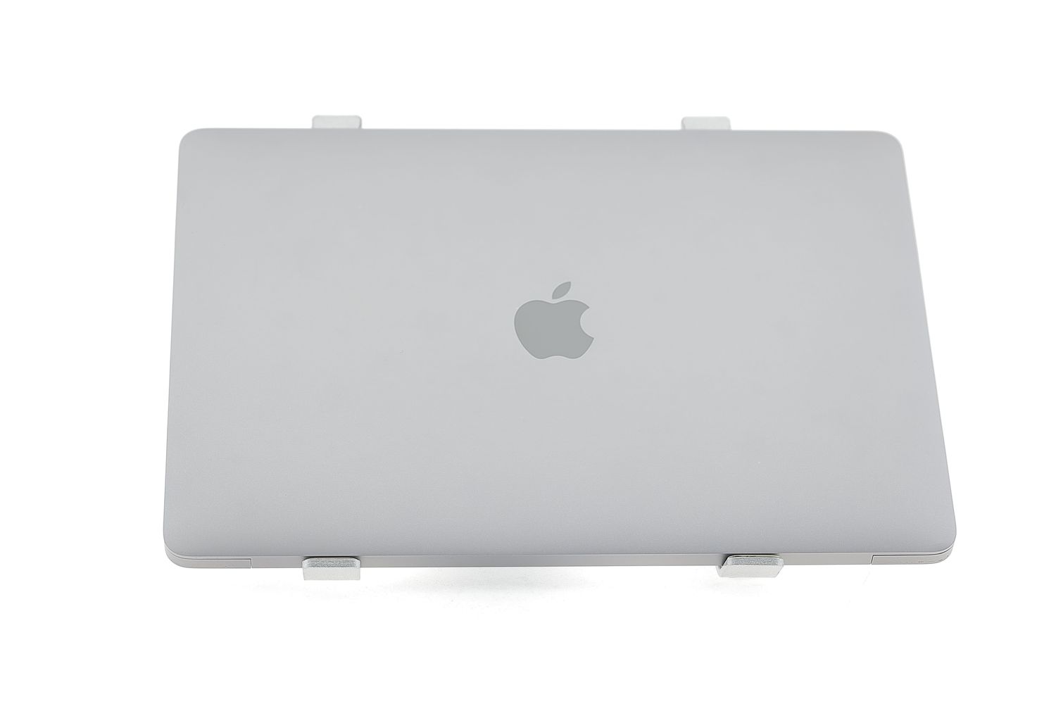Apple MacBook Air 13″ 2020, M1 8 Cores, 8 GB, 7 core GPU 256 GB Space Gray - Ca nou