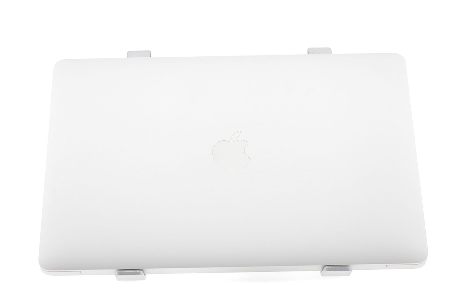 Apple MacBook Air 13″ 2020, M1 8 Cores, 8 GB, 7 core GPU 256 GB Silver - Excelent
