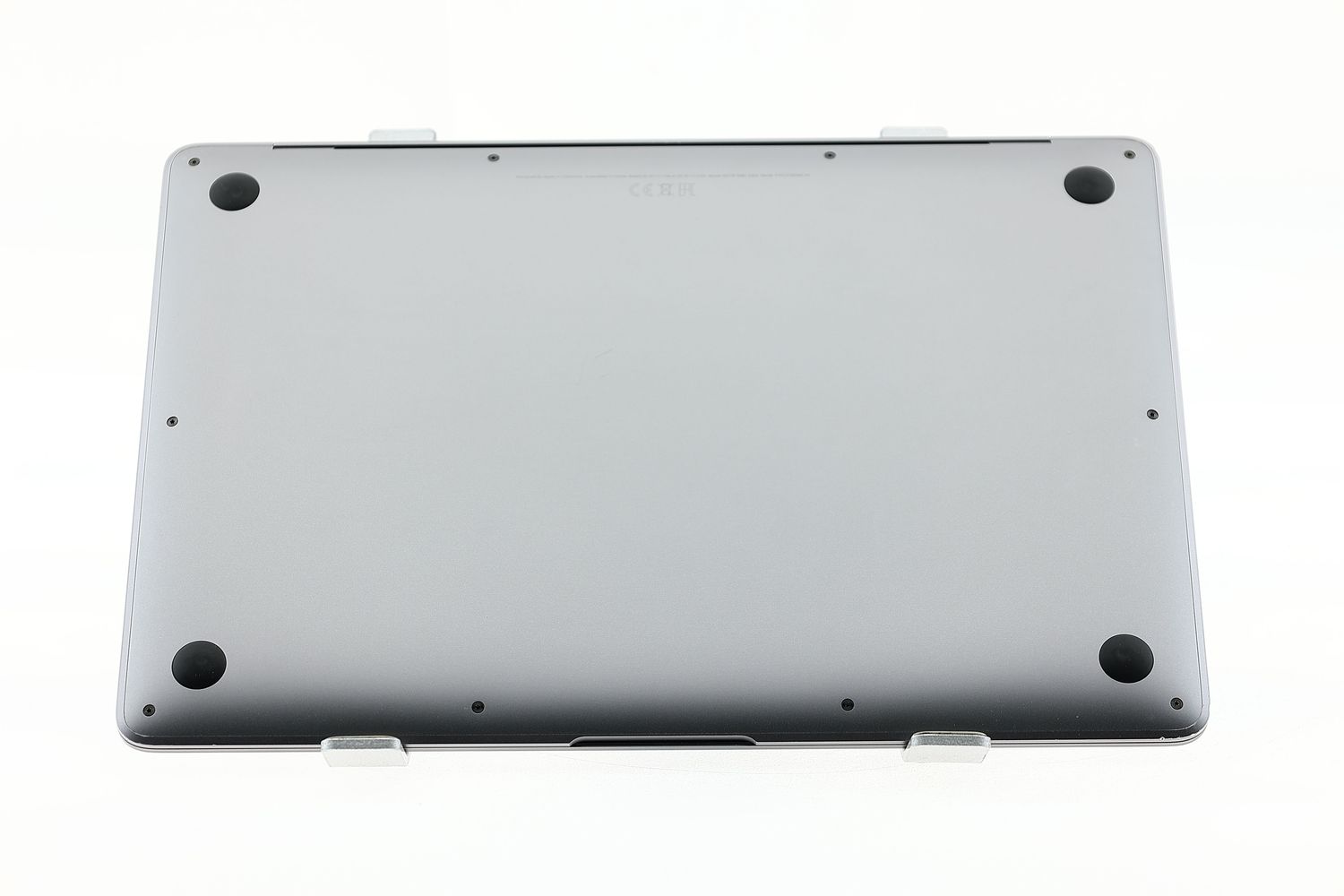 Apple MacBook Air 13″ 2020, i7 1.2 GHz, 16 GB, Intel Iris Plus 512 GB Space Gray - Отлично