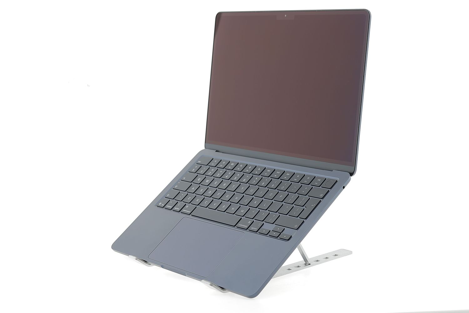 Apple MacBook Air 13″ 2025, M4 10 Cores, 16 GB, 10 core GPU 512 GB Midnight - Като нов