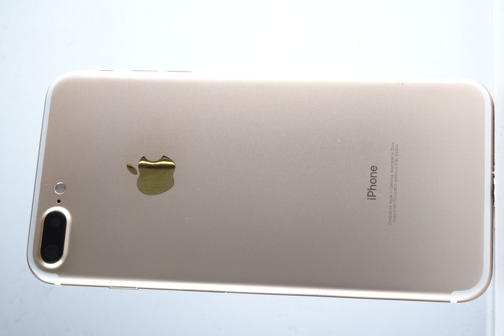 Мобилен телефон Apple, iPhone 7 Plus, 128 GB, Gold,  Като нов
