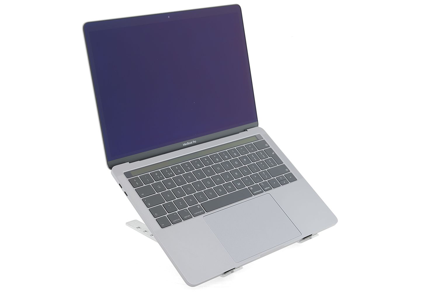 Apple MacBook Pro 13″ Touch Bar 2019, i5 1.4 GHz, 8 GB, Iris Plus Graphics 645 128 GB Space Gray