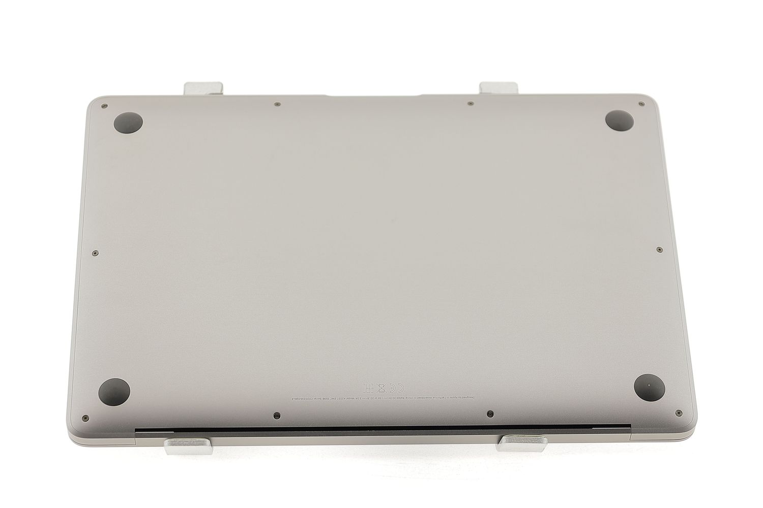 Apple MacBook Air 13″ 2020, M1 8 Cores, 8 GB, 7 core GPU 256 GB Space Gray - Като нов