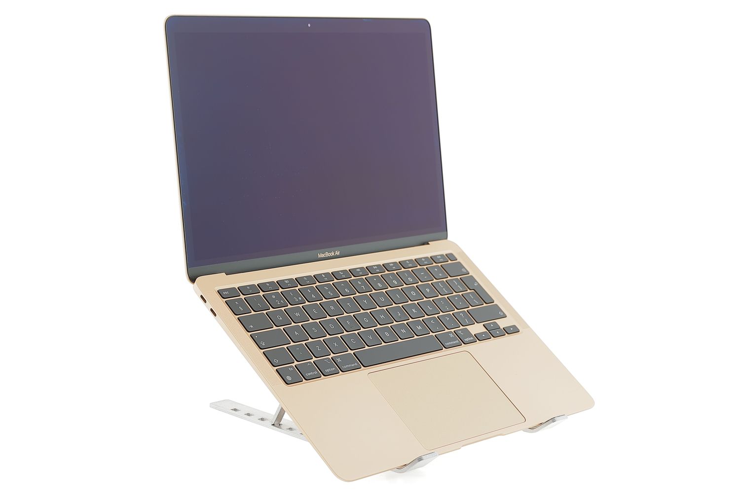 Apple MacBook Air 13″ 2020, M1 8 Cores, 8 GB, 8 core GPU 512 GB Gold - Kiváló