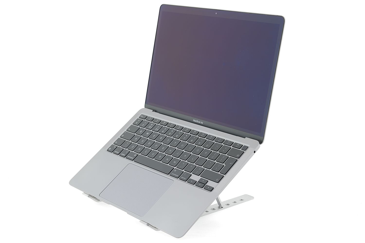Apple MacBook Air 13″ 2020, M1 8 Cores, 8 GB, 8 core GPU 512 GB Space Gray - Kiváló