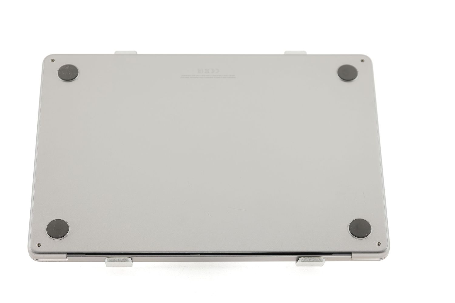 Apple MacBook Air 13″ 2024, M3 8 Cores, 8 GB, 8 core GPU 256 GB Space Gray - Nagyon jó