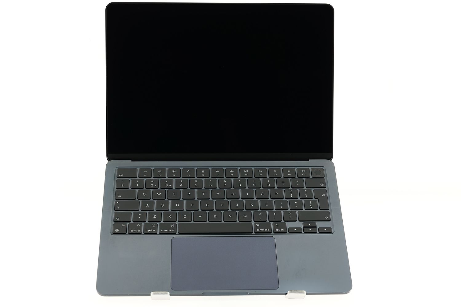 Apple MacBook Air 13″ 2022, M2 8 Cores, 8 GB, 10 core GPU 512 GB Midnight - Foarte bun