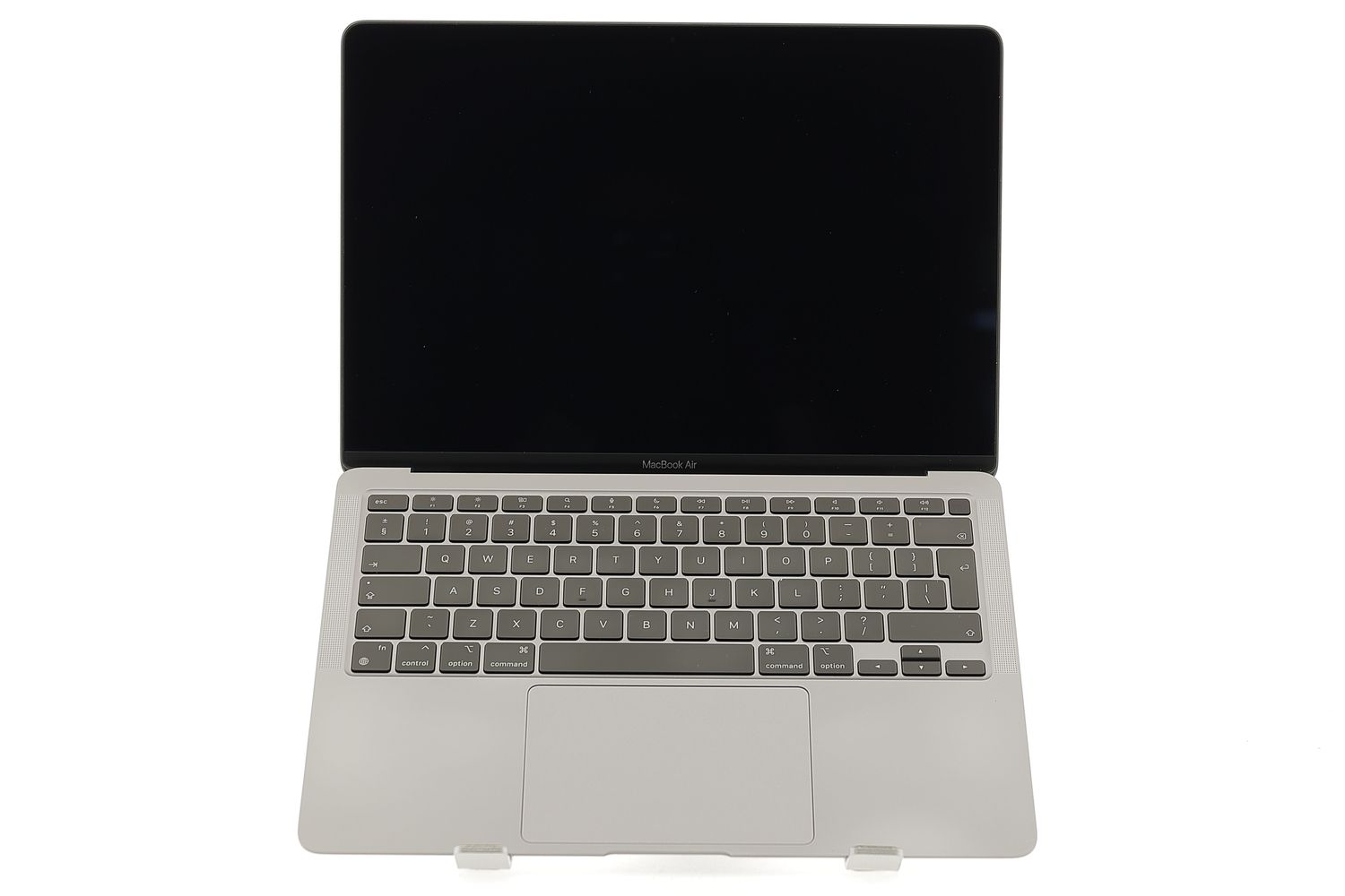 Apple MacBook Air 13″ 2020, M1 8 Cores, 8 GB, 7 core GPU 256 GB Space Gray - Kiváló
